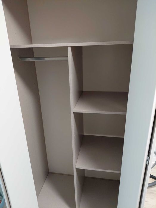 Четирикрилен гардероб