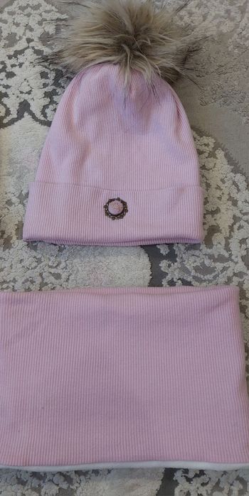 Lot caciulite iarna fetite