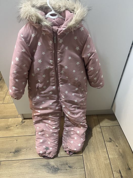 Продаю детский комбинезон на девочку