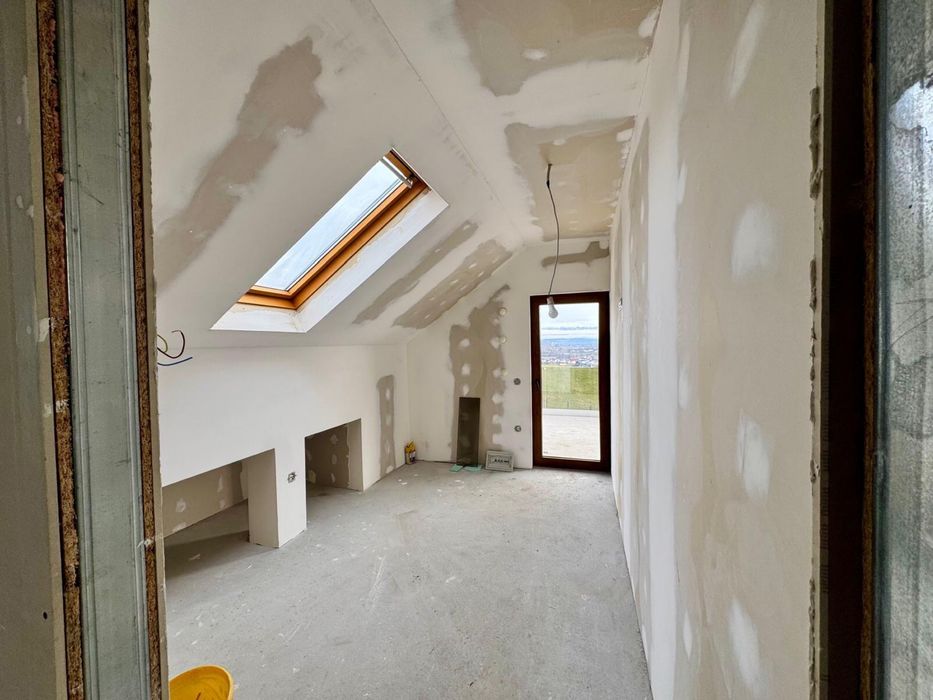 Vand casa in Sura Mare