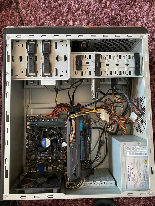 Настолен компютър