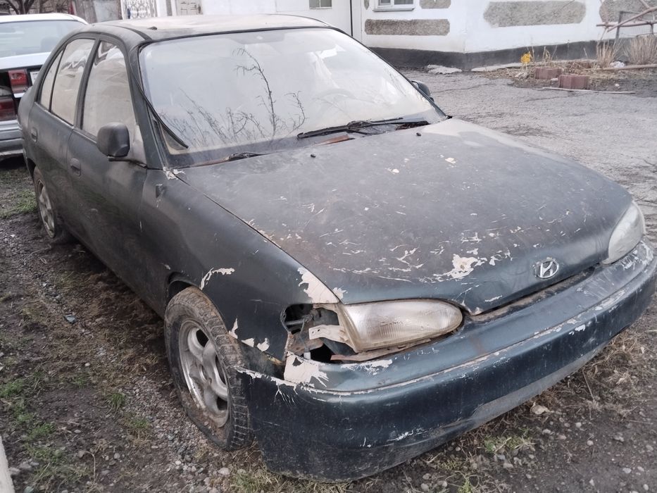 Продам Хюндай акцент, механика ,1995 года выпуска,, цена 180 000