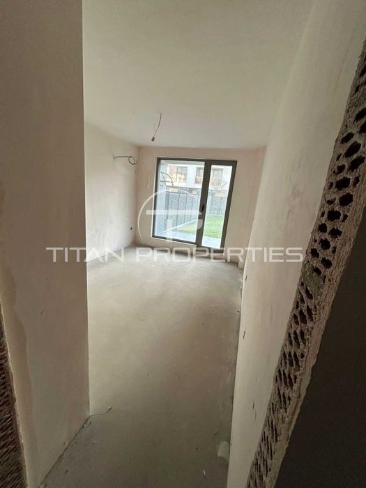 Продава се Двустаен апартамент в Пловдив, Христо Смирненски - 63 кв.м за 1688 €/кв.м - Снимка #1