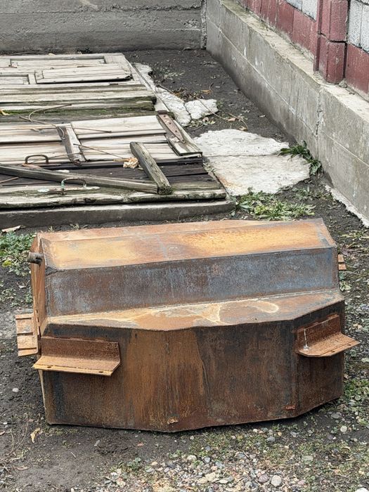 Топливный бак на лексус 470 и крузак 100