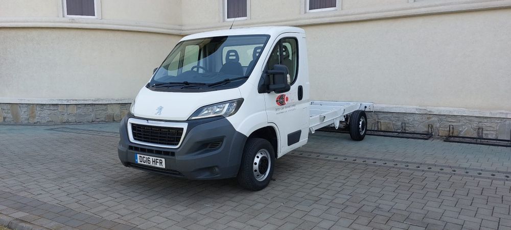 Peugeot Boxer din 2017 motor 2.2 HDI Volan pe dreapta Anglia