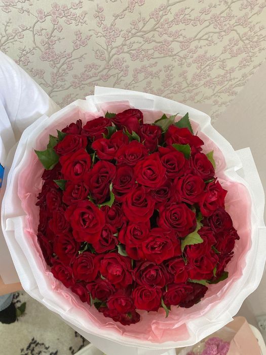 Цветы свежие розы