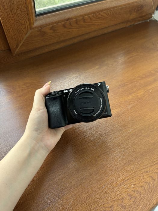 Камера Sony Alpha a6000