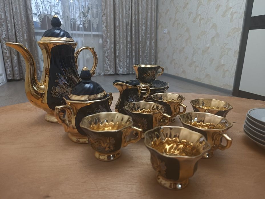 Чайные  сервизы.