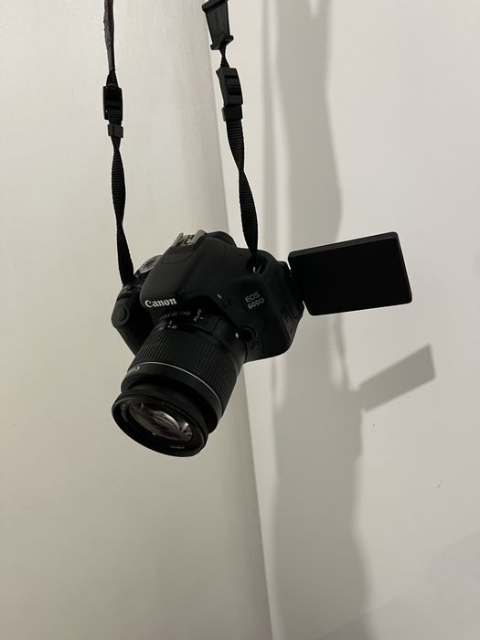 Фотоаппарат Canon 600D / Rebel T3i