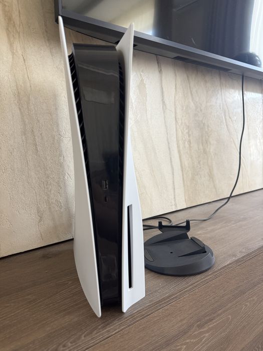 Продам Playstation 5