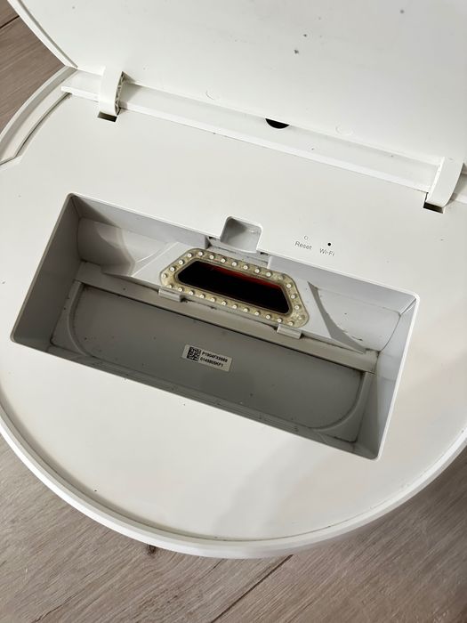 Робот пылесос фирма Xiaomi