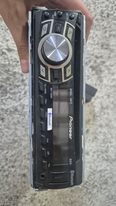 Casetofon Pioneer DEH-7300BT