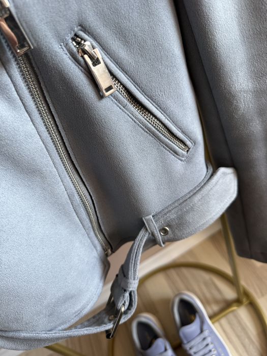 Велурено яке в страхотен син цвят