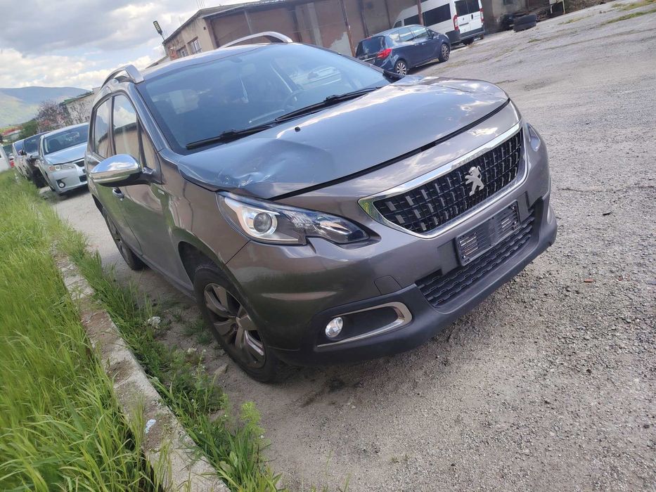Peugeot 2008 1,2 i , Пежо 2008 на части  Юни 2018, Хечбек