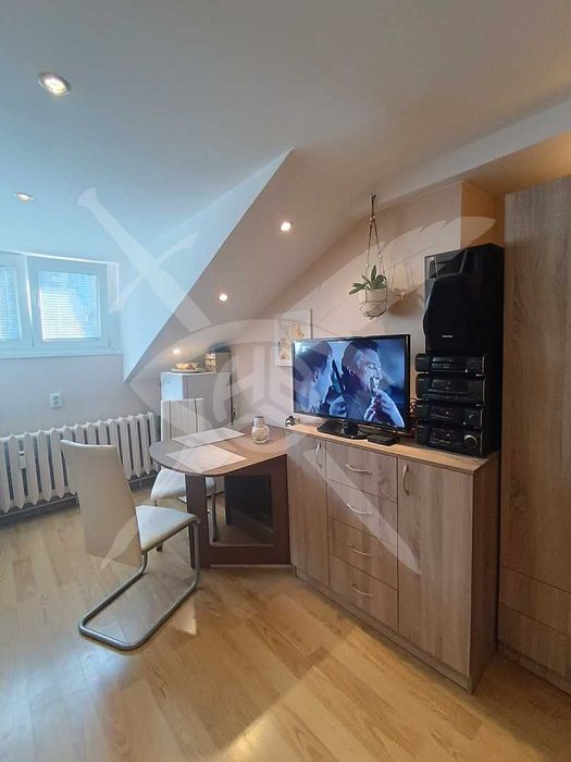 Дава се под наем Едностаен апартамент в София, Лозенец - 40 кв.м за 488.58 € - Снимка #2