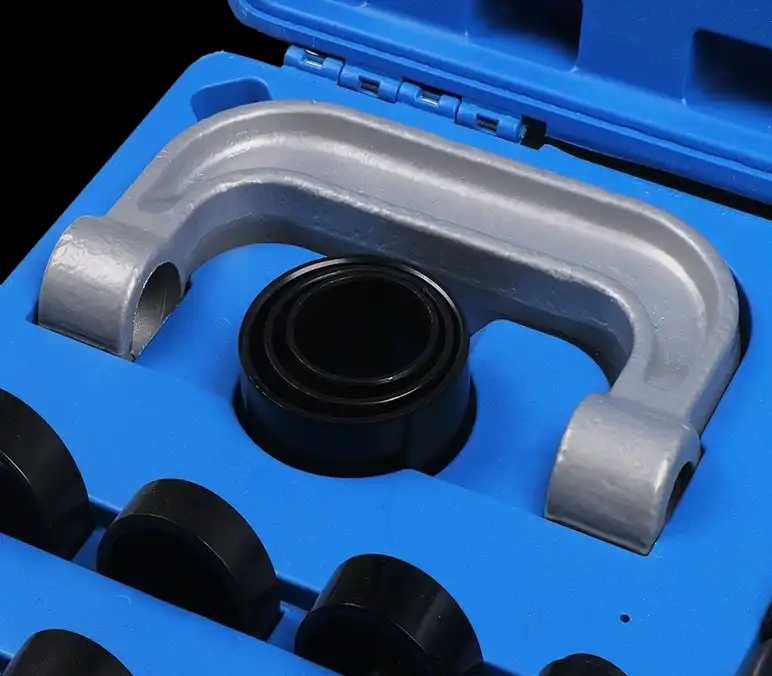 Комплект за смяна на шарнири и тампони - 21 части