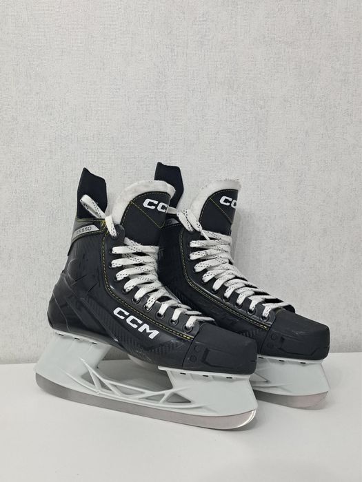 Продам коньки ccm