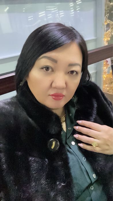 Продам шубу норковую