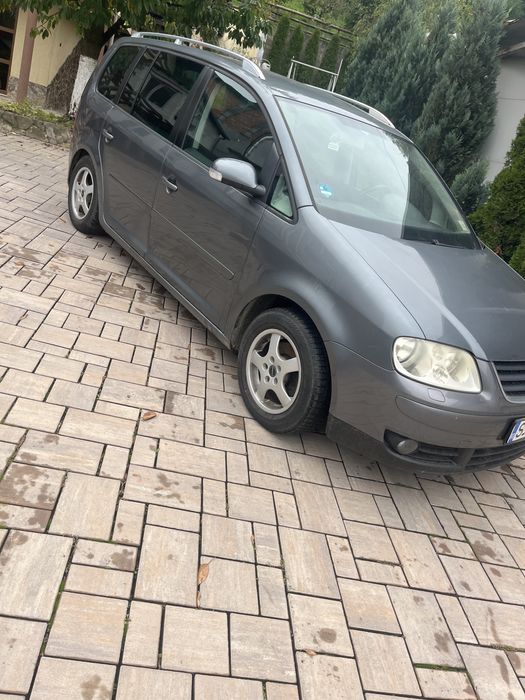 Vw Touran 5 locuri 2004