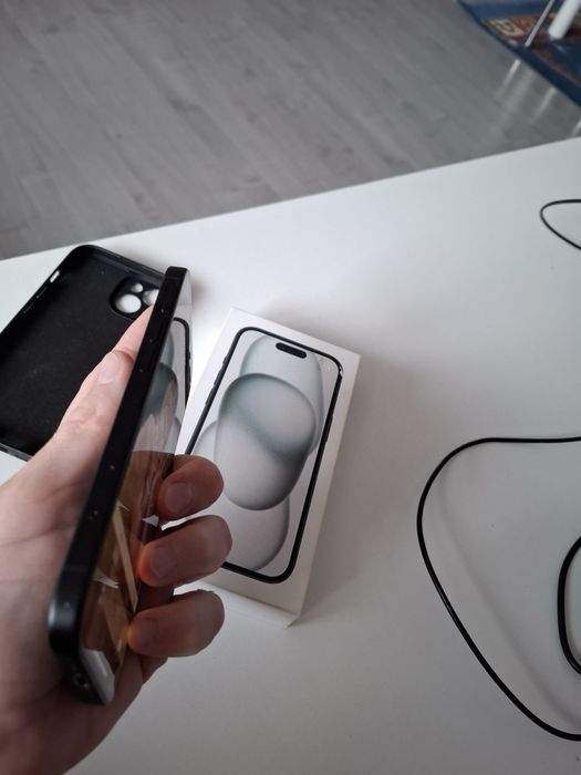 Iphone 15 128 GB черен
