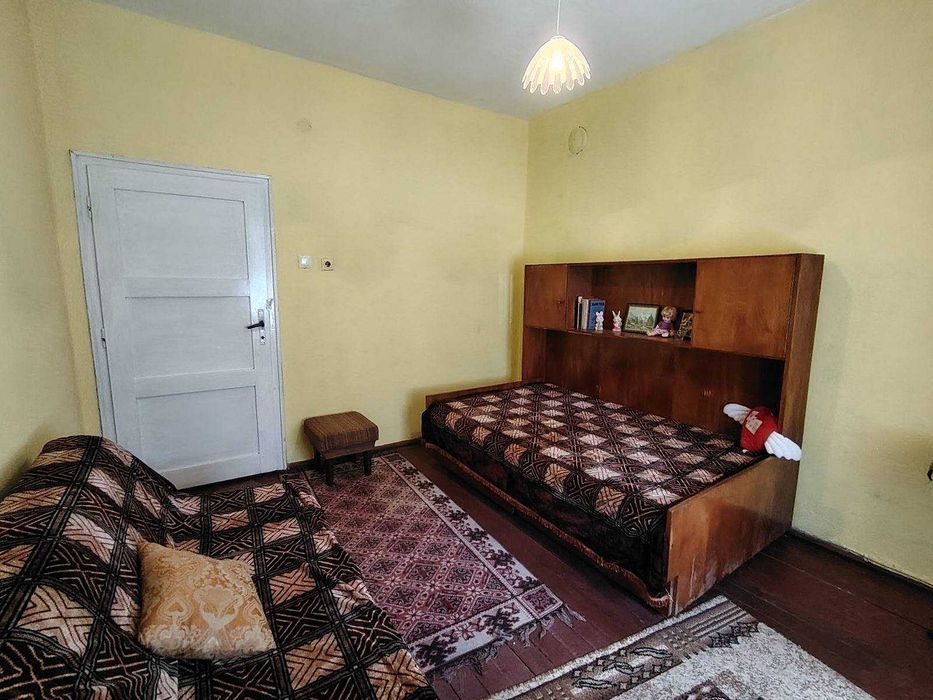 Продава се Етаж от къща в Ловеч, Широк център - 105 кв.м за 365 €/кв.м - Снимка #4