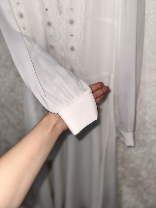 Продаю новый платья