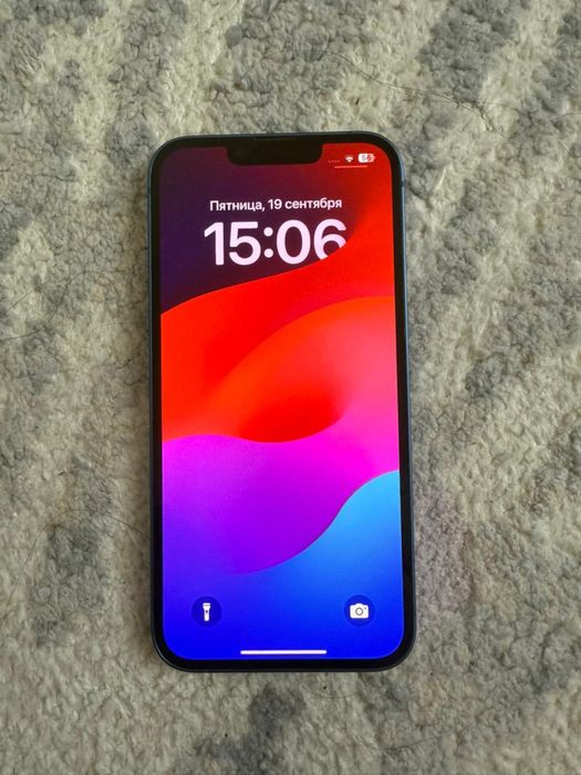 Продам iphone 13