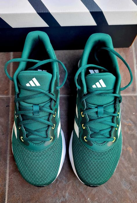 Adidas Нови маратонки