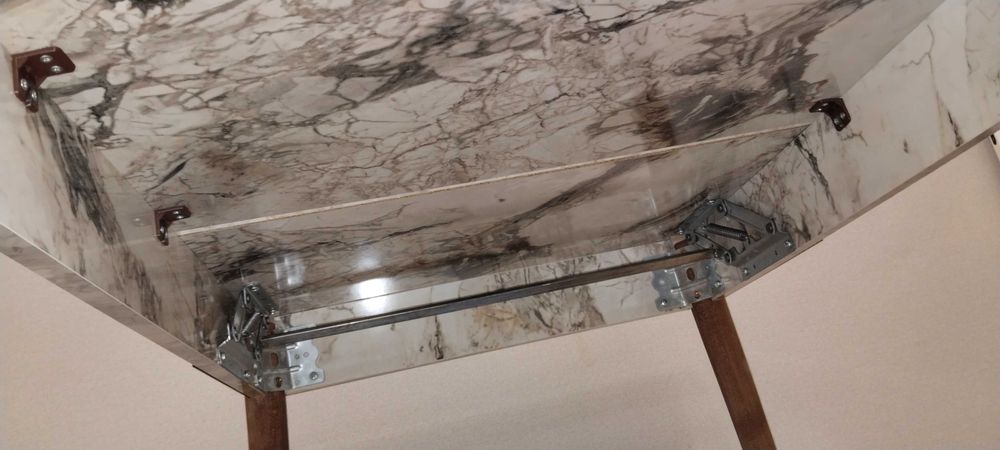 Продам стол со стульями