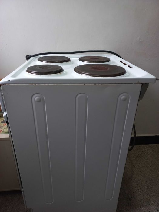 Готварска печка indesit