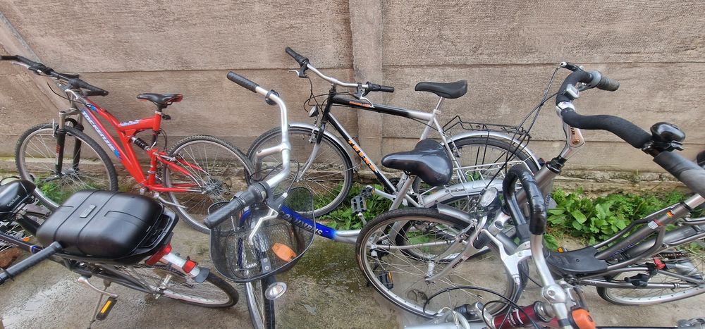 Biciclete de vânzare