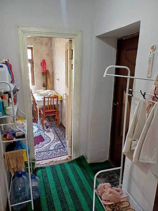 Ijaraga 1 xonali Urganch Zanalni Sharq bozor yonida