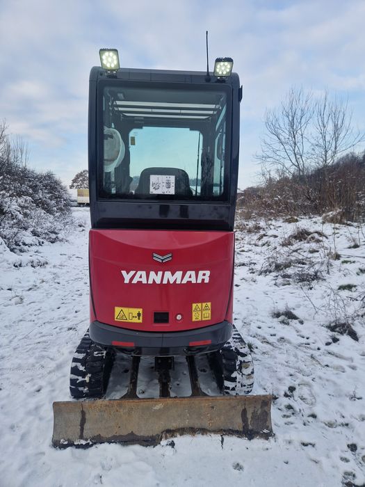 Miniexcavator Yanmar SV17 - doar 230 ore de functionare - an 2022