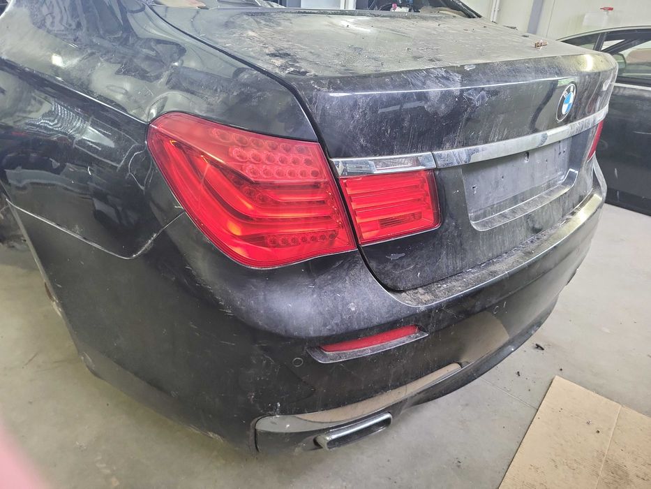 Capota portbagaj spate bmw seria 7 f01,f02,f03 pe negru