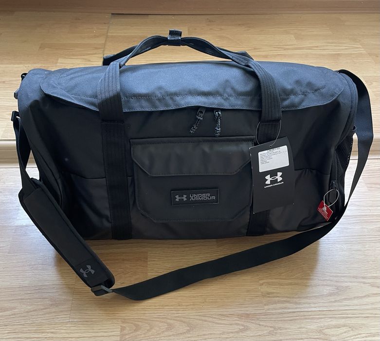 Geanta sport originala Under Armour pt voiaj/transport/saka black