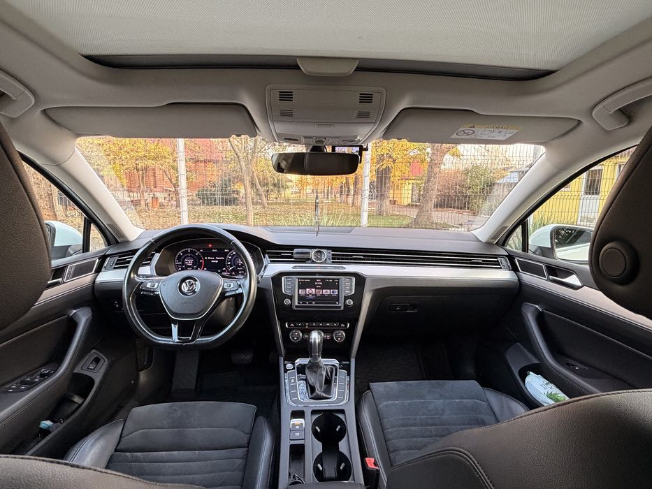 Volkswagen Passat B8 - Panoramic - cockpit digital