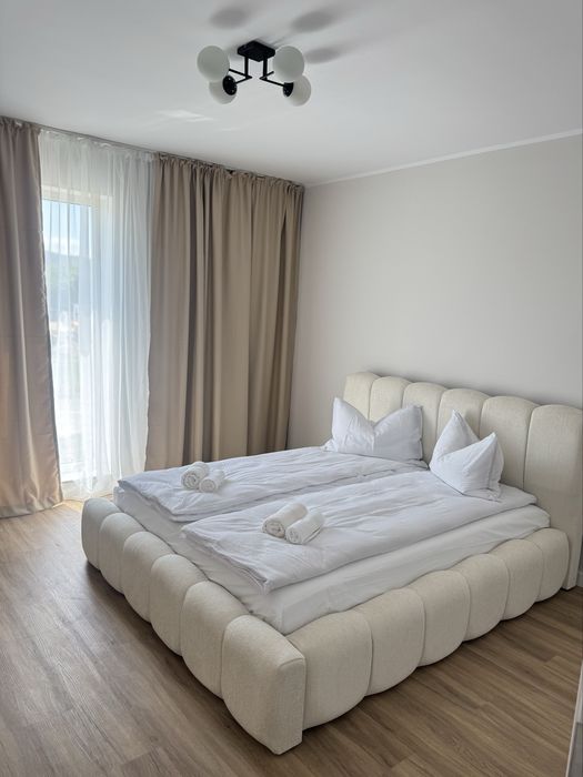De inchiriat in regim hotelier apartament cu 2 camere decomandate  si parcare la intrare in  Floresti Cluj