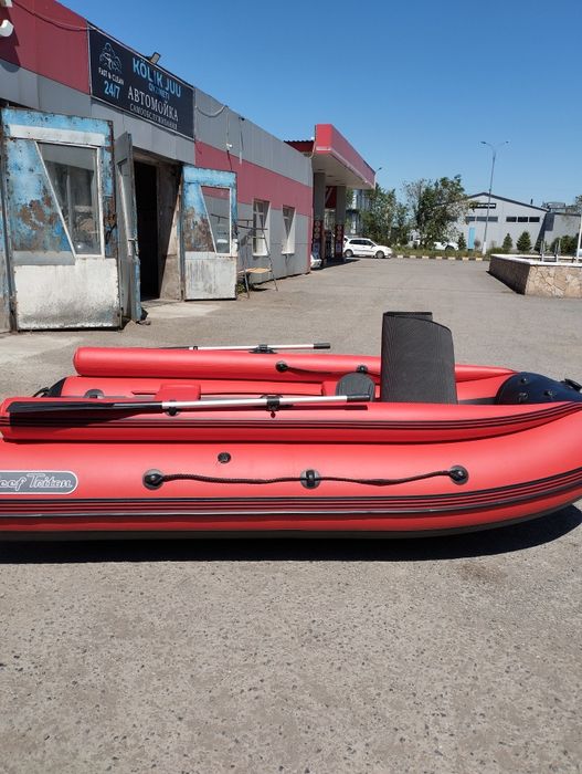 Продам лодку один сезон.