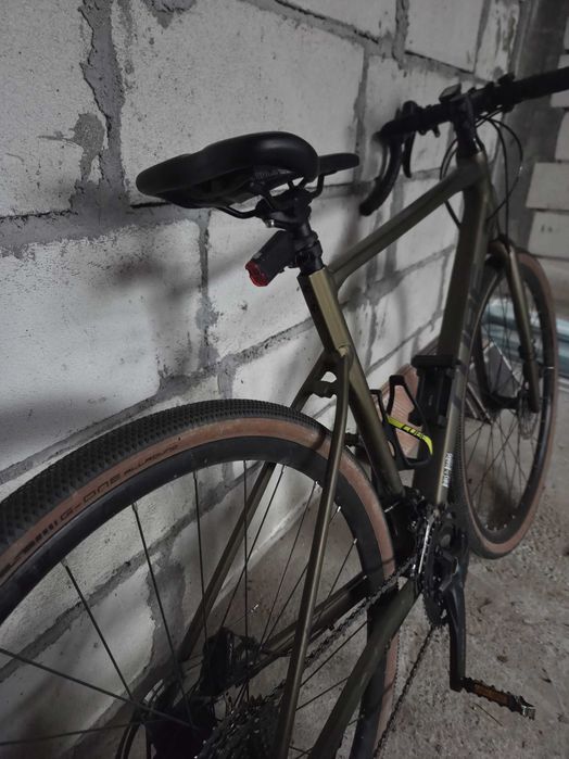 Bicicleta Cube NUROAD SLX