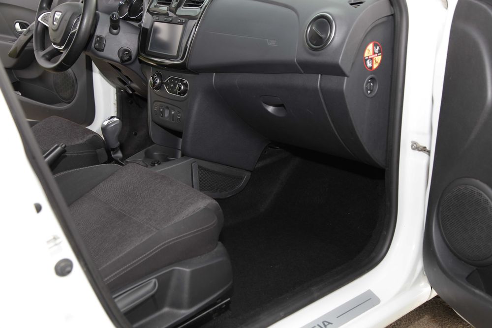 Sistem adaptare scaune de VW Passat B8 pe Logan Duster Sandero