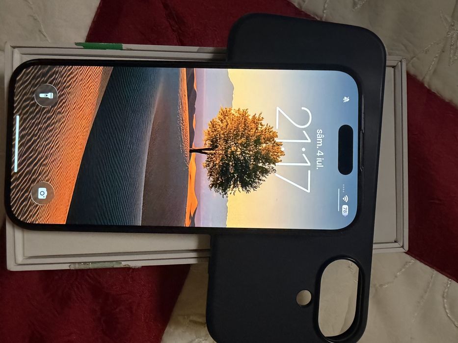 Vand iphone 16 in stare perfecta