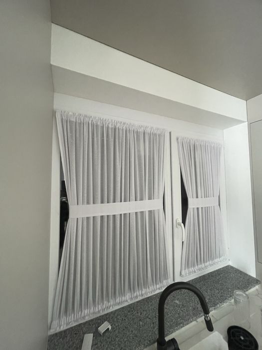 Perdele, draperii, sisteme romane,plisee, plase de insecte,rulouri,bare perdeluta