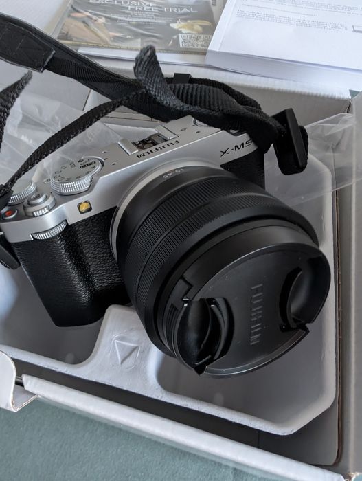 Fujifilm x-m5 + obiectiv xc 15-45mm