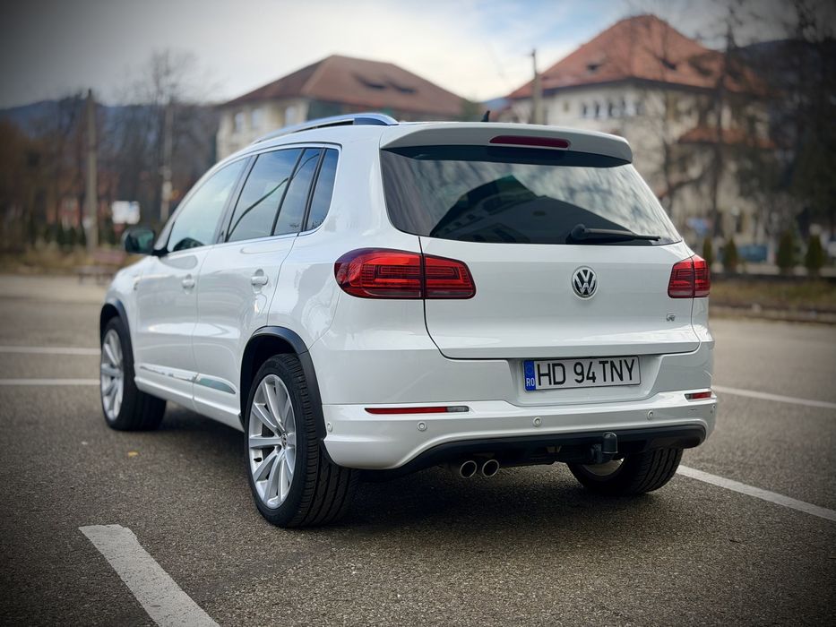 VW Tiguan R line 4 x 4