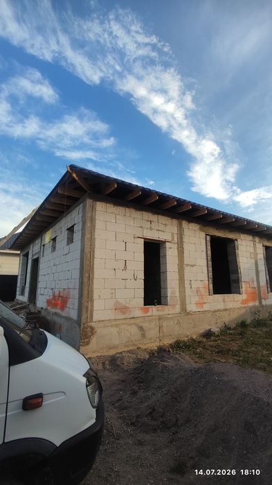 Продам недостроенный дом