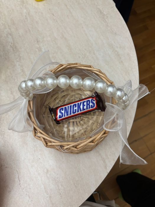 Корзина для подарков или цветов