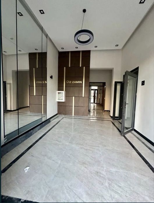 Golden House O’z zamin