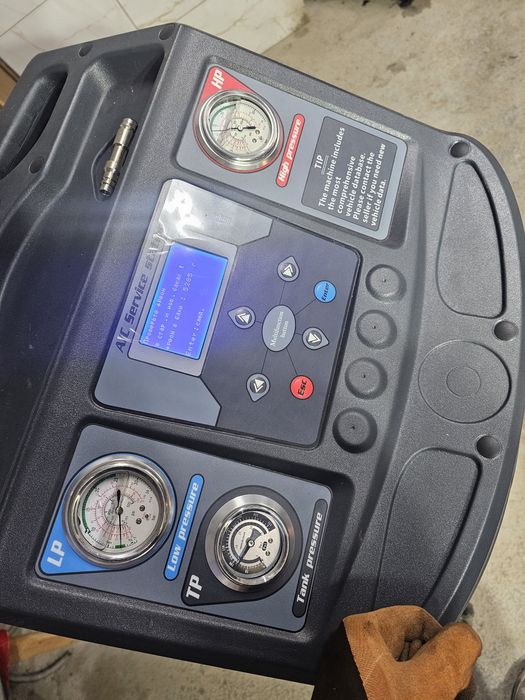 Заправка авто кондиционера