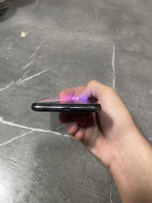 Iphone xs.