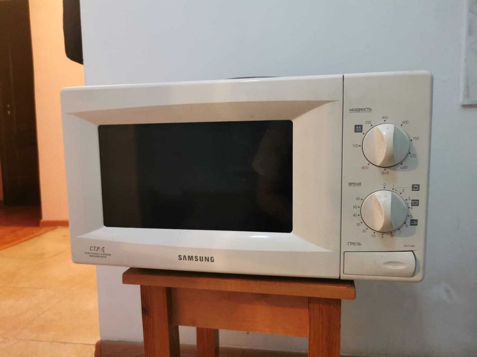 Микроволновка Samsung с грилем